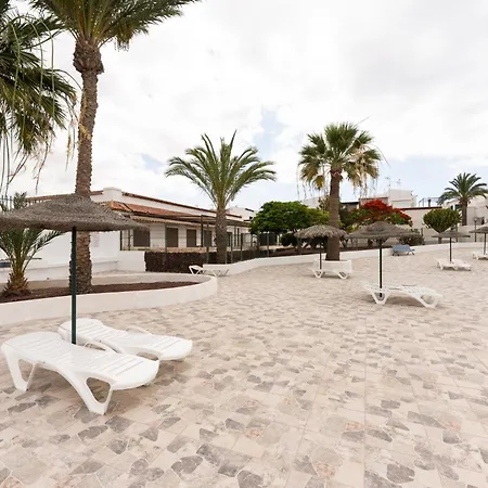 1 Bedroom Chapelas Costa Del Silencio Ac Pool Wifi Appartement *